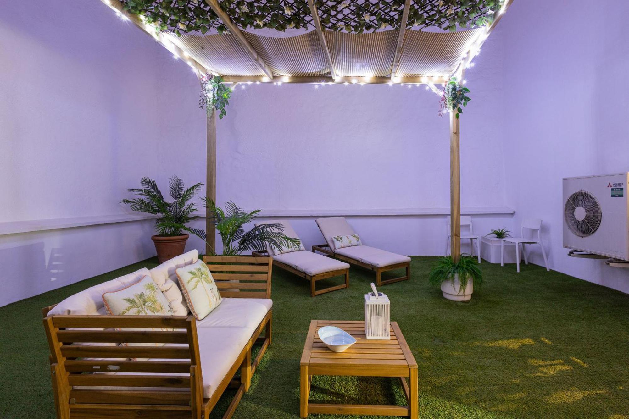 C30 Deluxe Studio With Terrace Into Cathedral Square Apartment มาลากา ภายนอก รูปภาพ